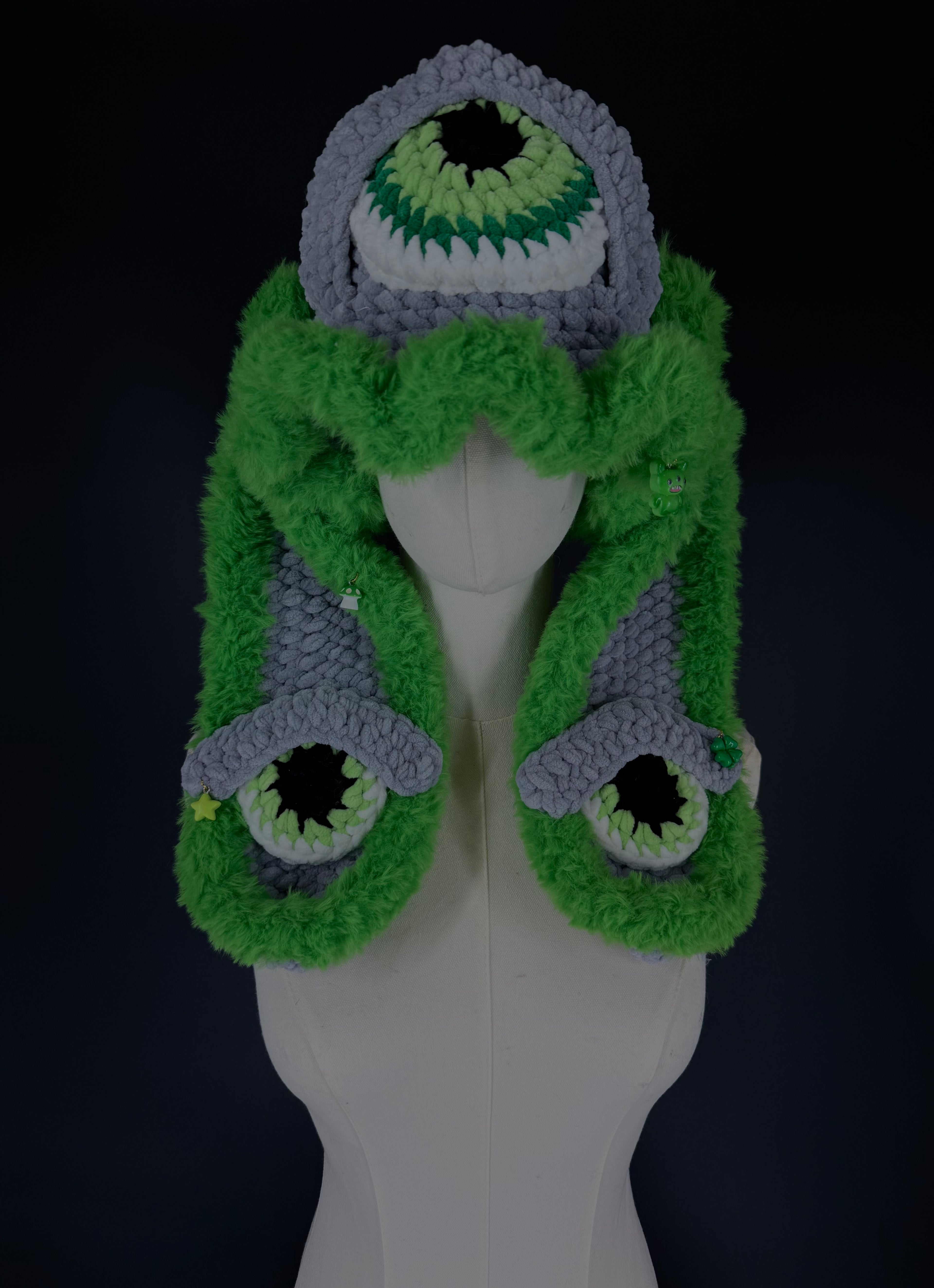 bucket hat