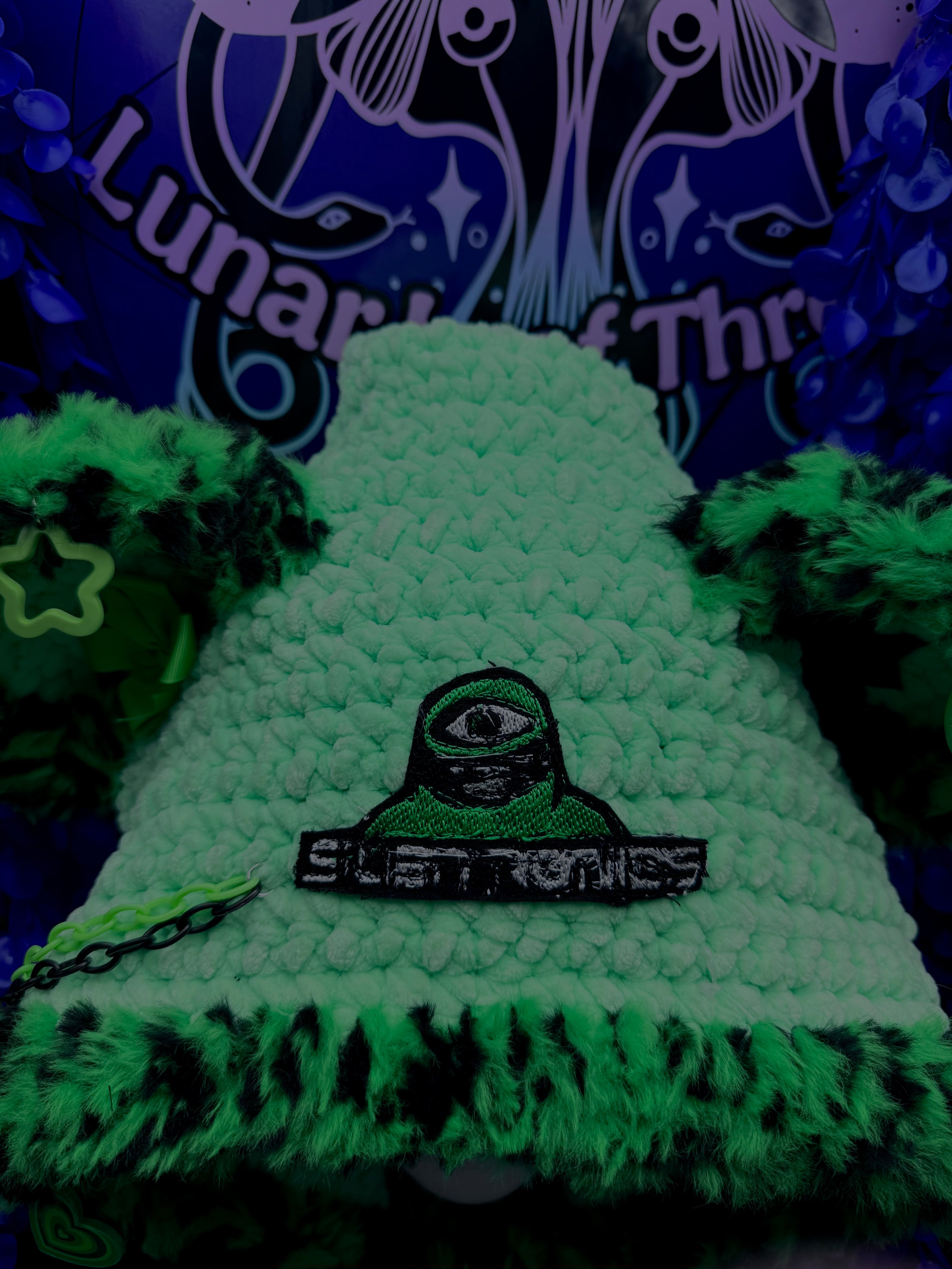 Adjustable Hood