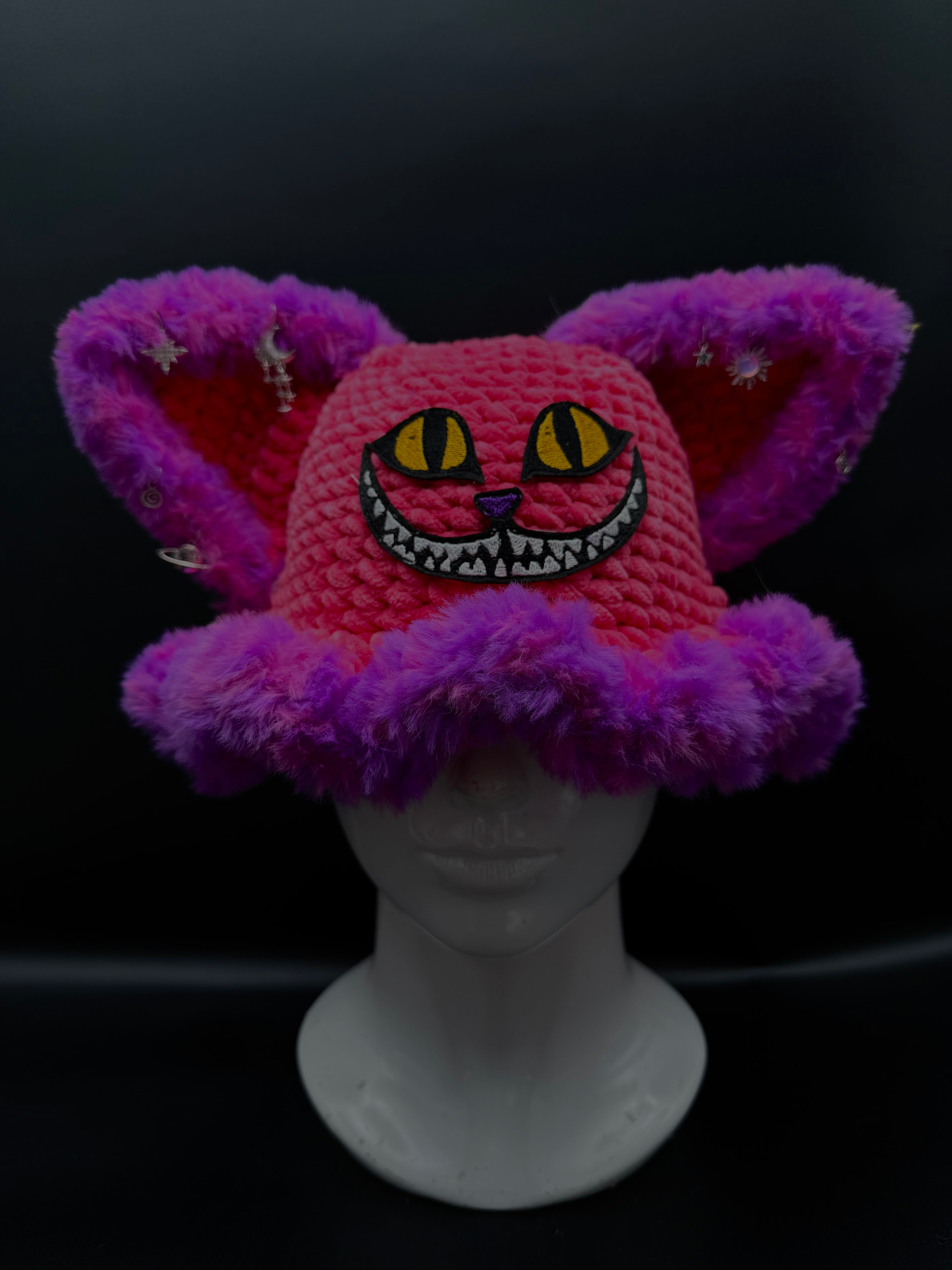 Cheshire Cat Buckethat