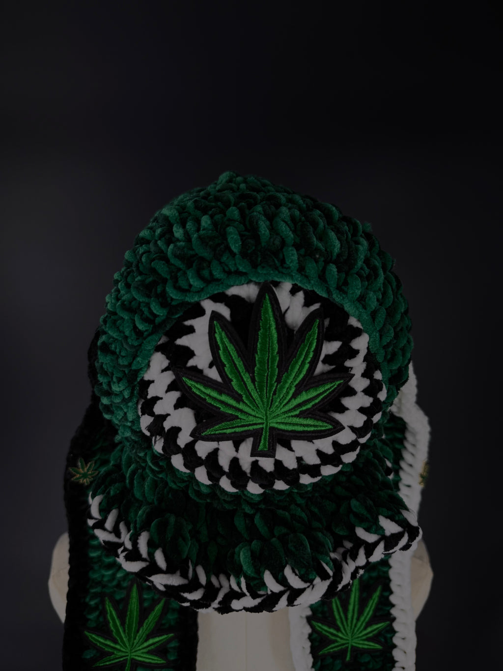 bucket hat