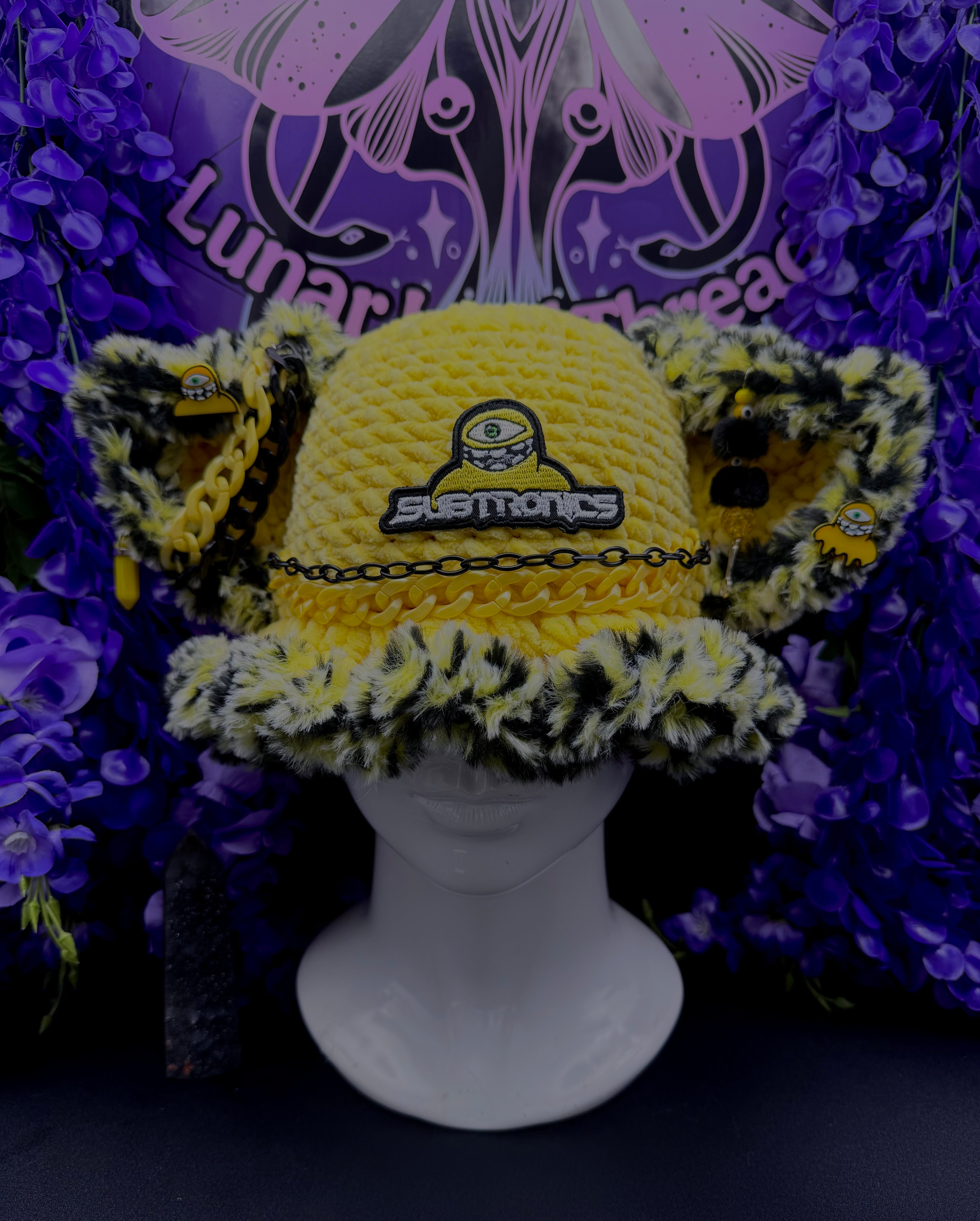 bucket hat