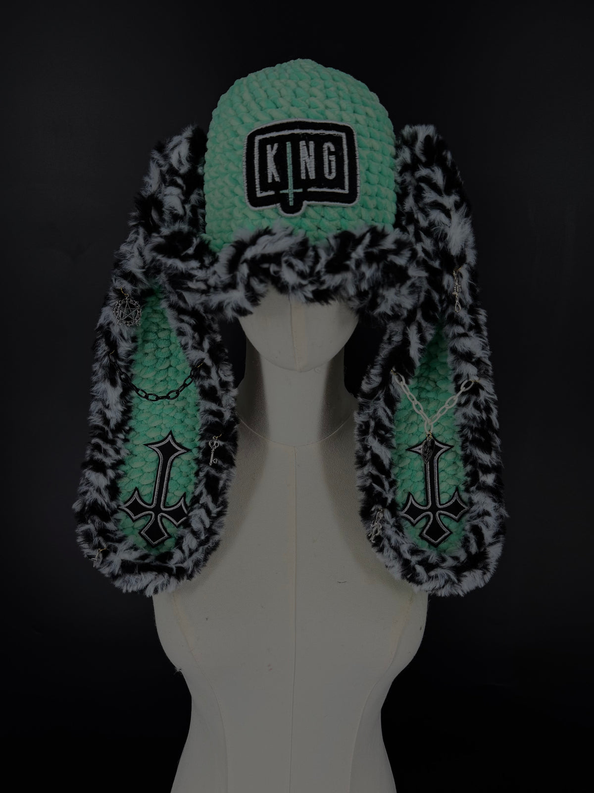 Bucket hat
