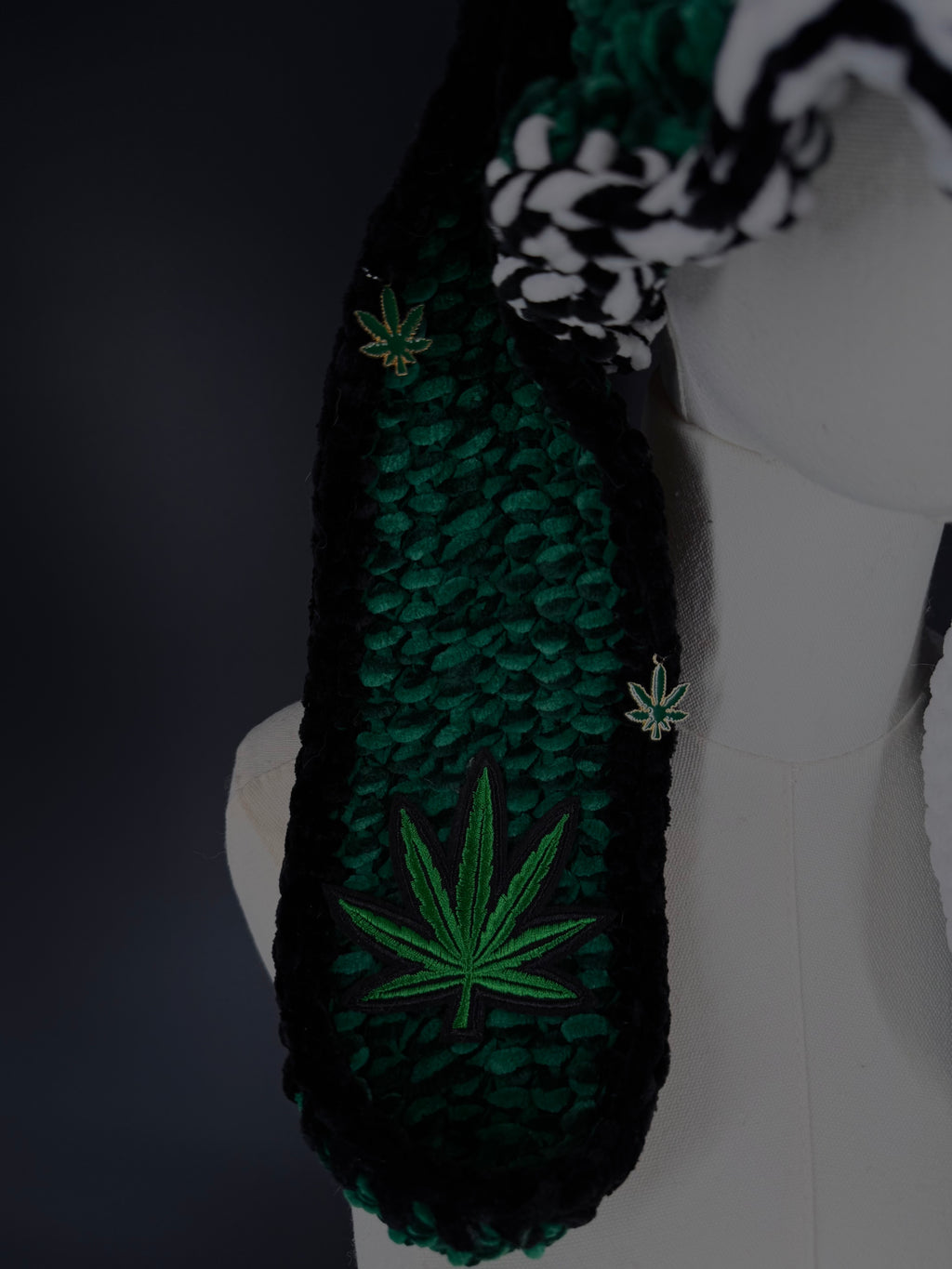 bucket hat
