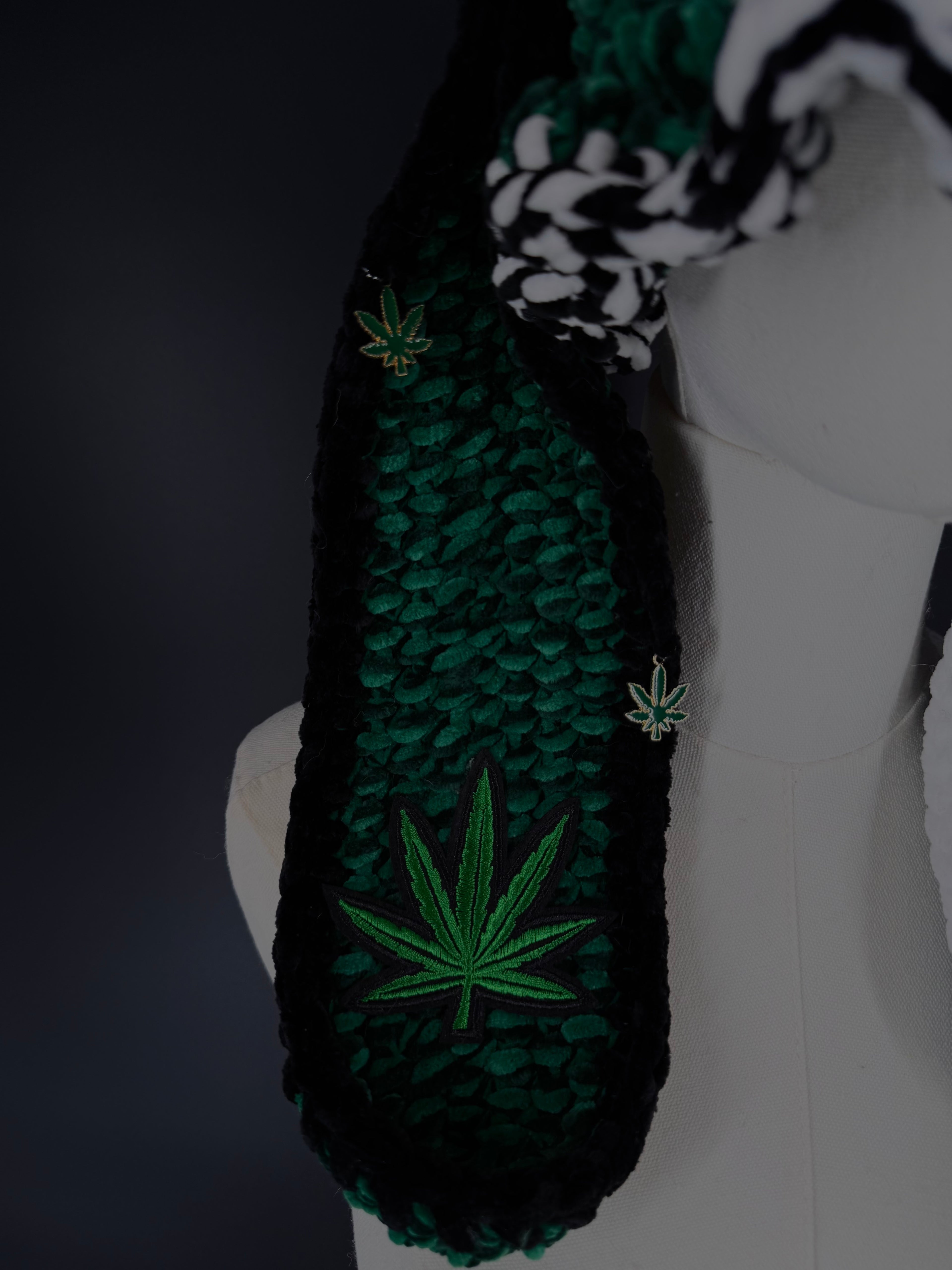 bucket hat