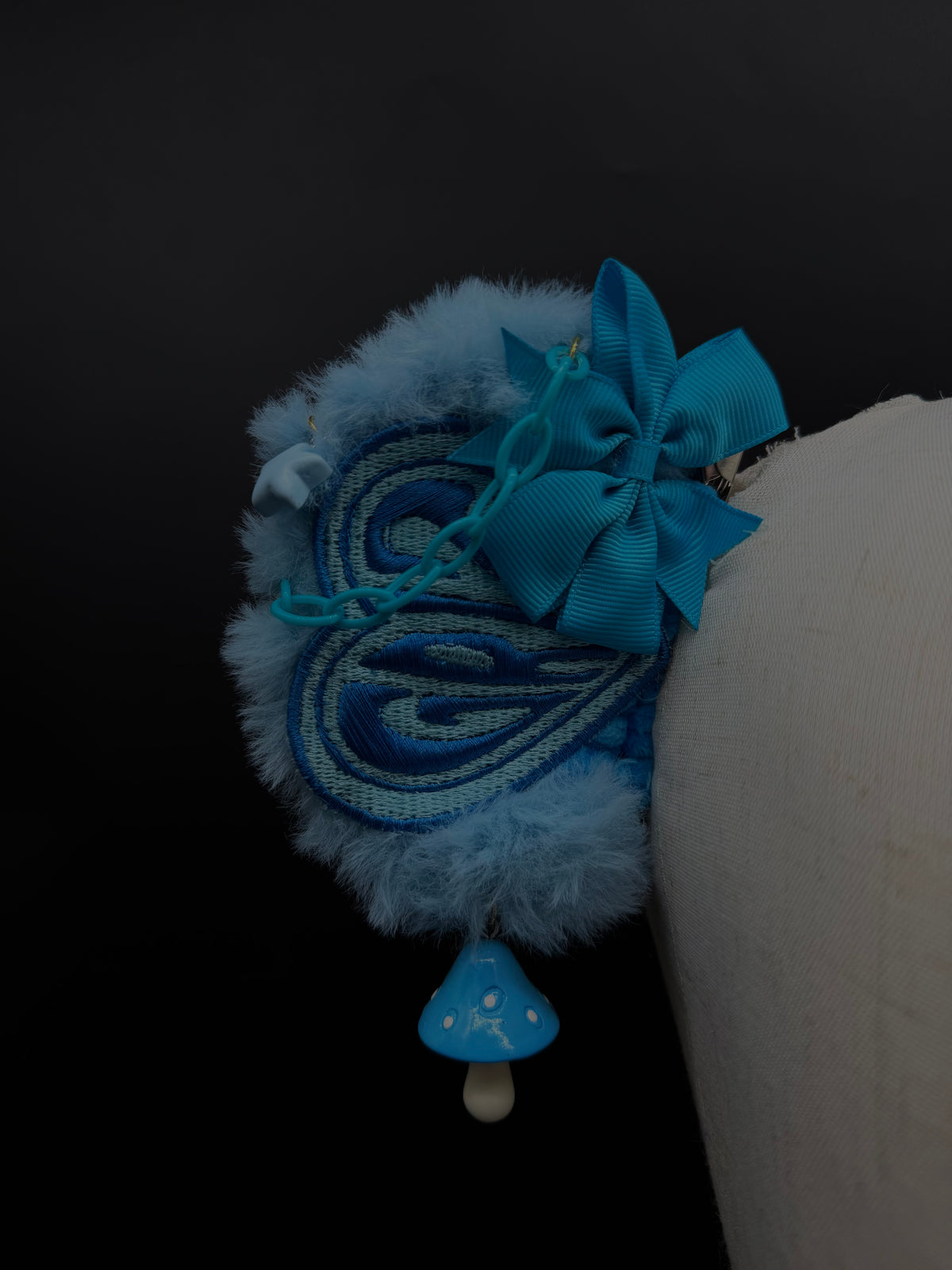 Hair clips