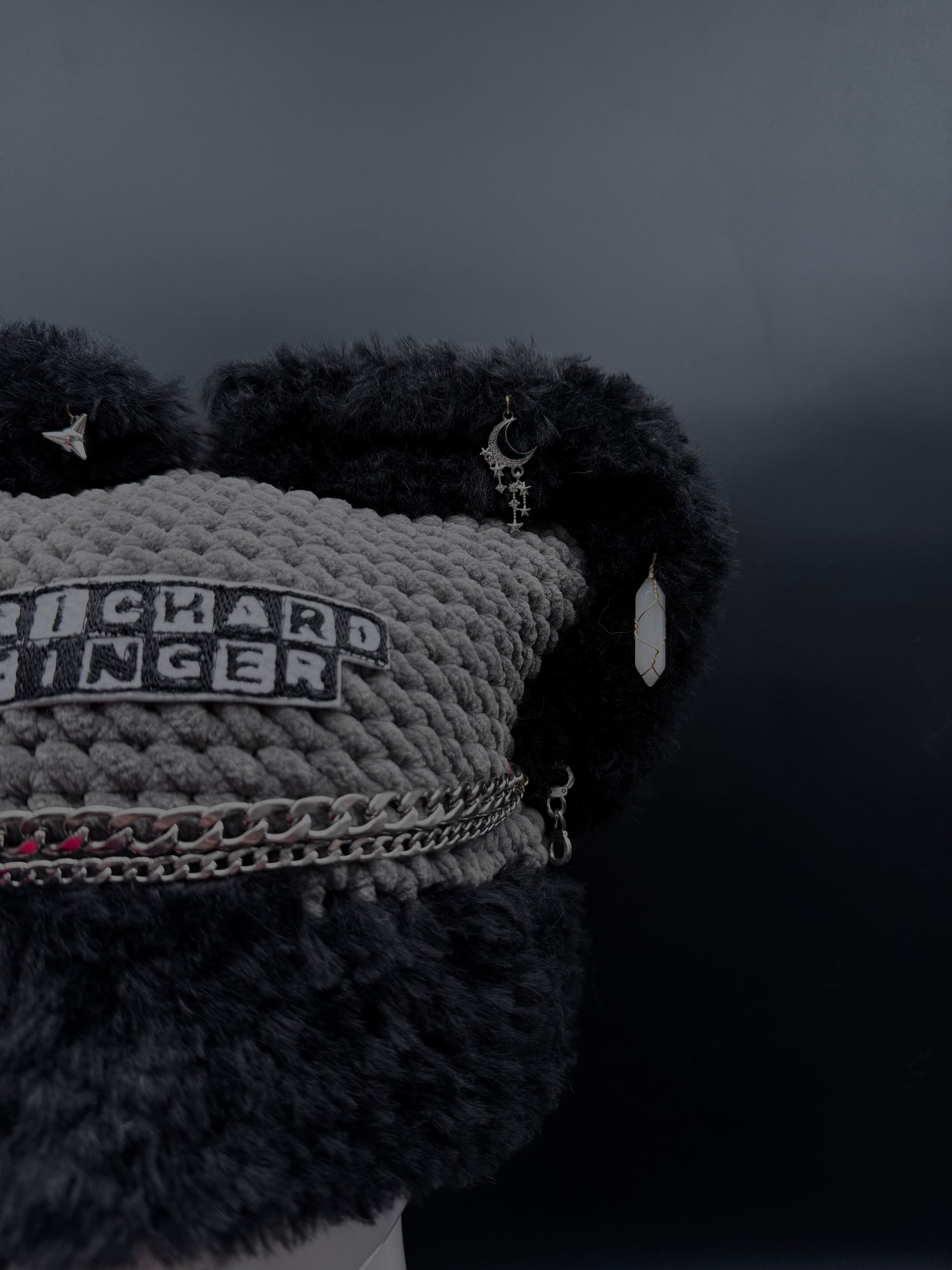 Richard Finger Cat Beanie