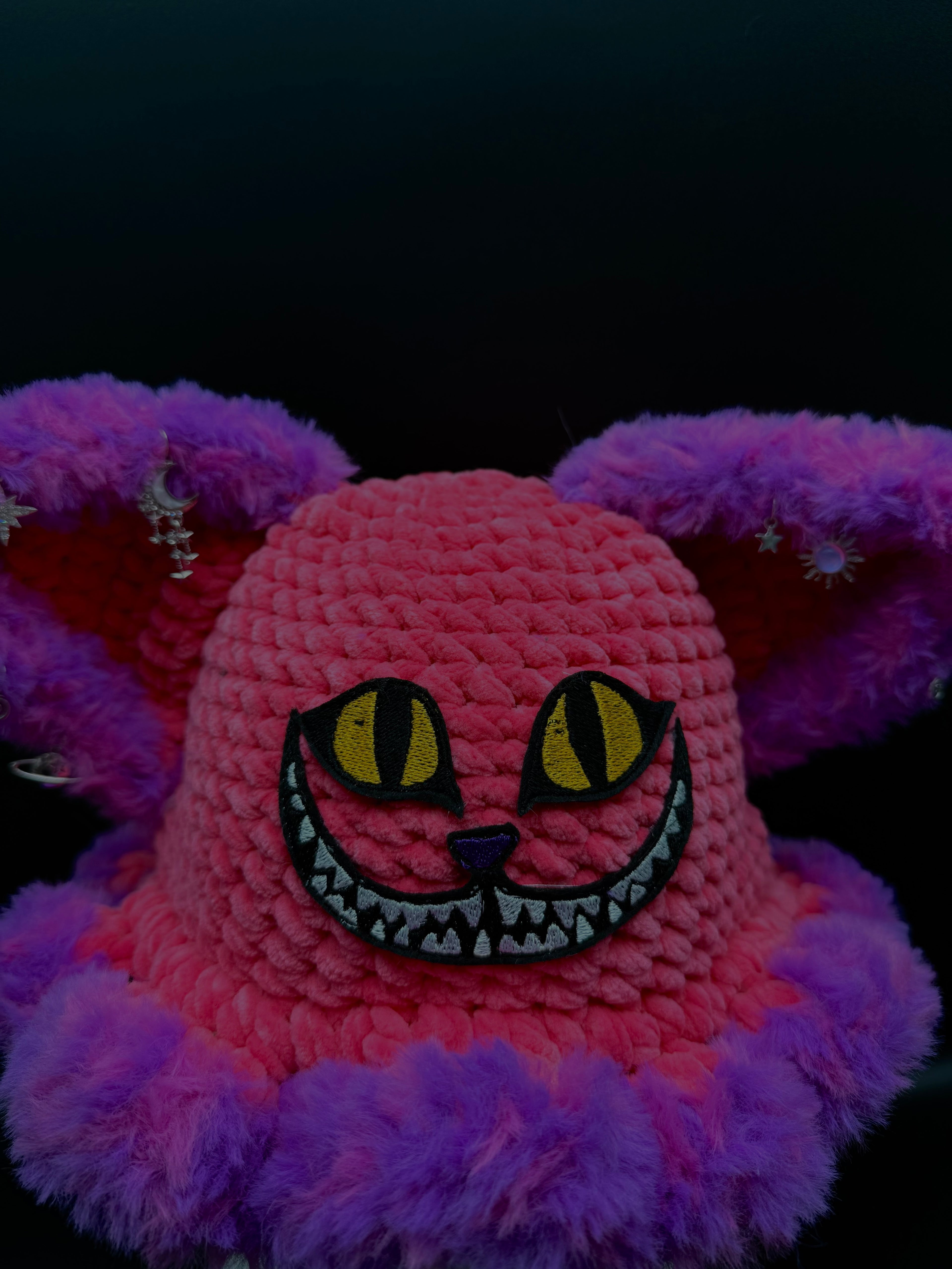 Cheshire Cat Buckethat